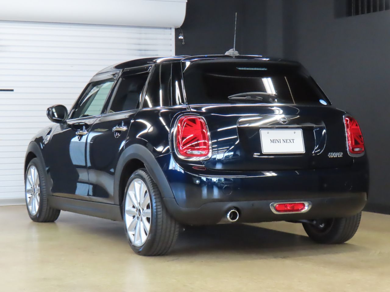 F55 MINI Cooper 5-Door Hatch LCI