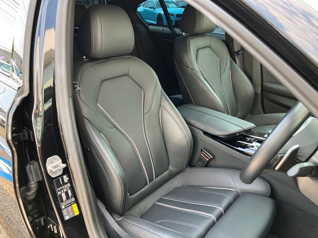 530e Sedan RHD