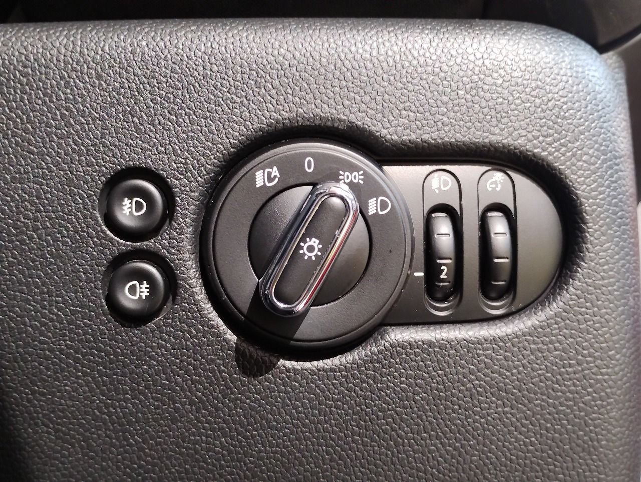 F55 MINI Cooper 5-Door Hatch LCI