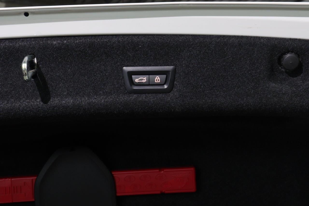 G20 320i Saloon LCI RHD MX