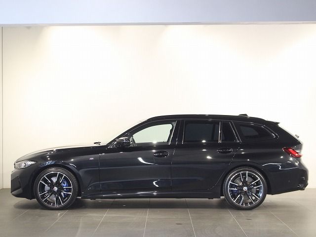 G21 M340i xDrive Touring LCI RHD