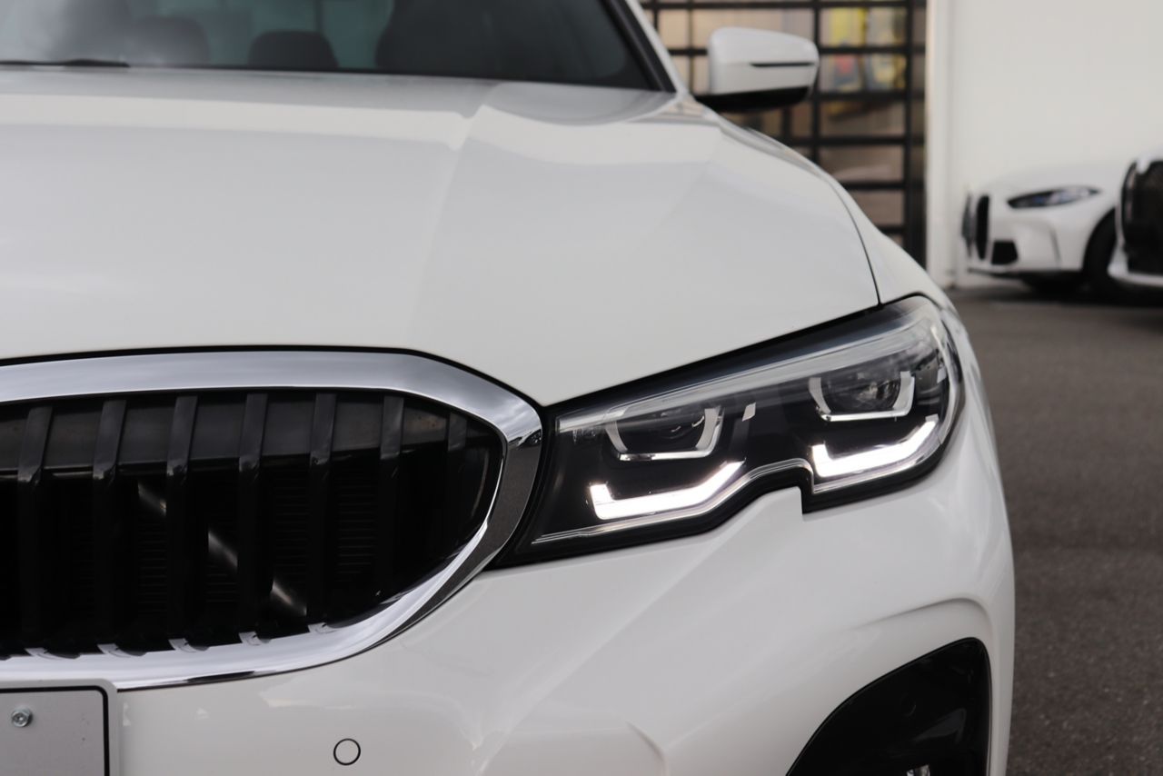 318i Berline RHD