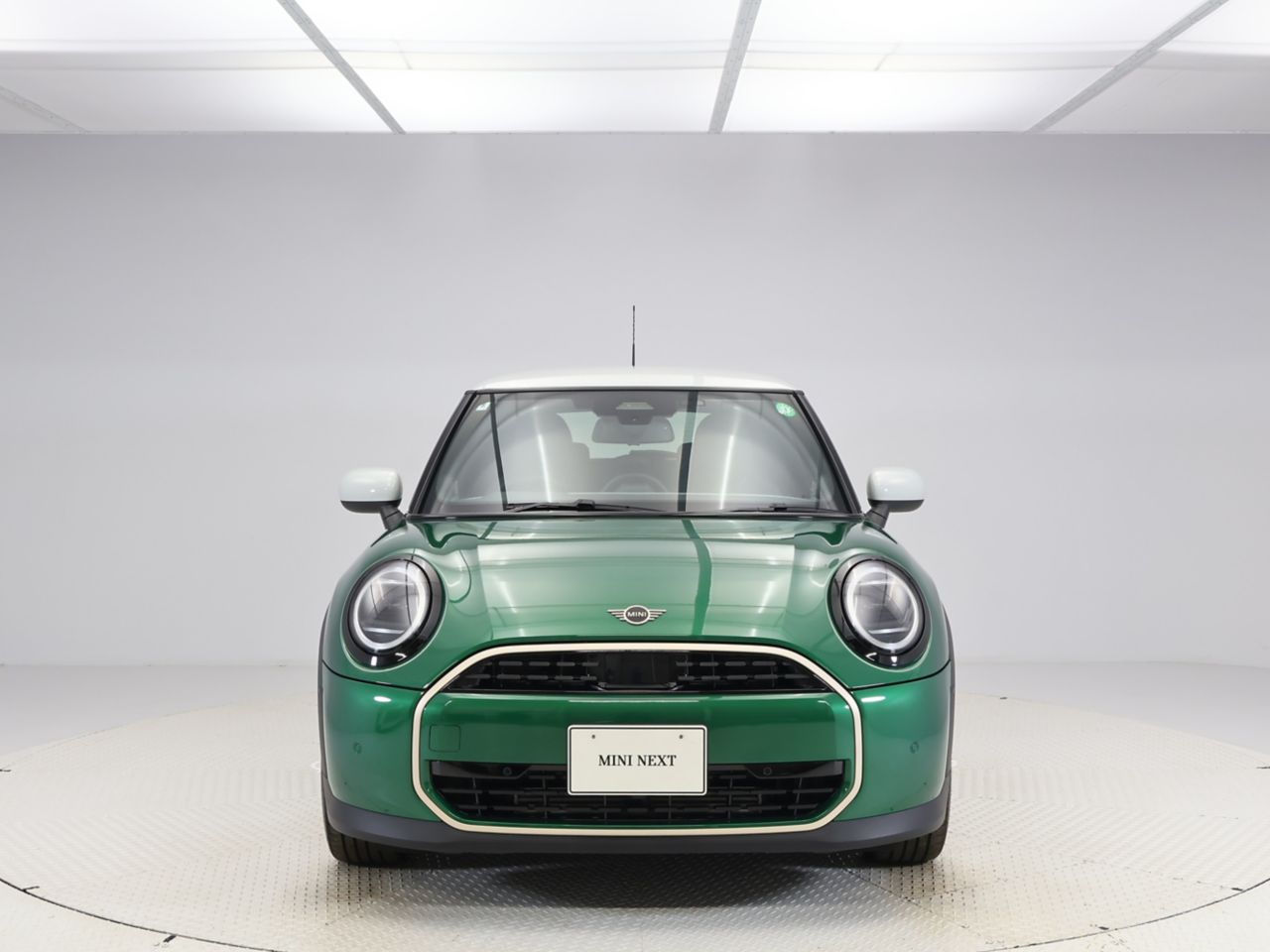 F66 MINI Cooper C 3Dr