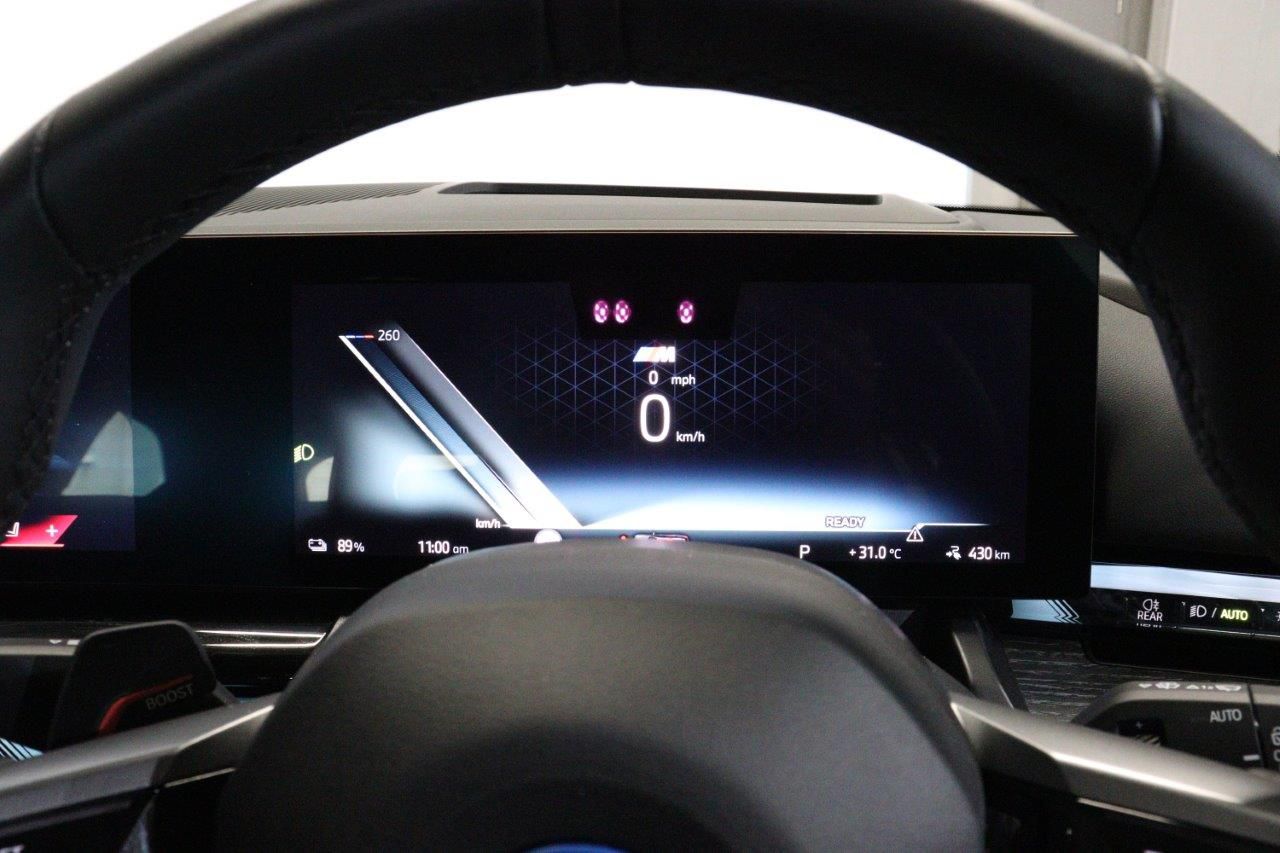 BMW i5 eDrive40 M Sport RHD