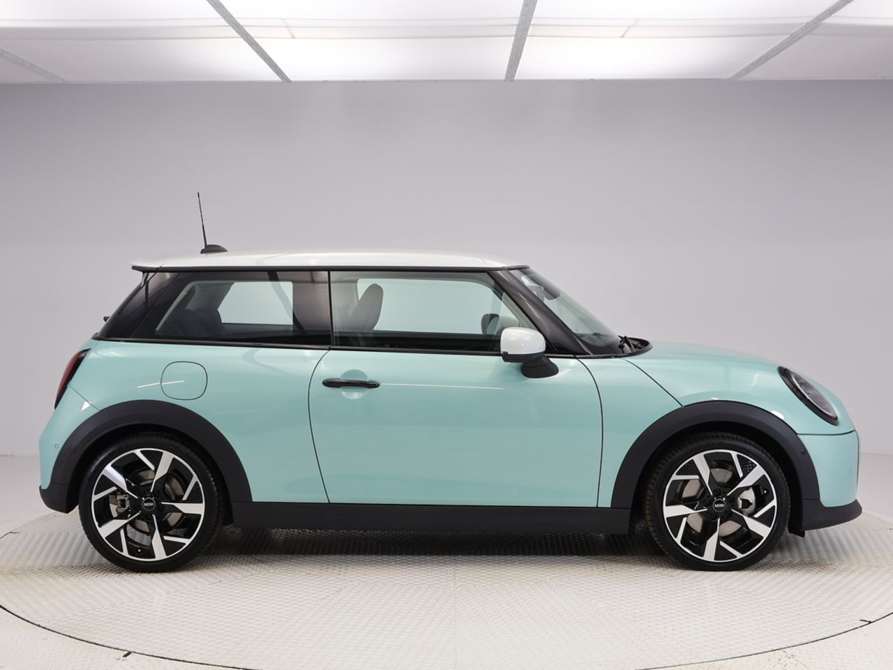 F66 MINI Cooper S 3Dr