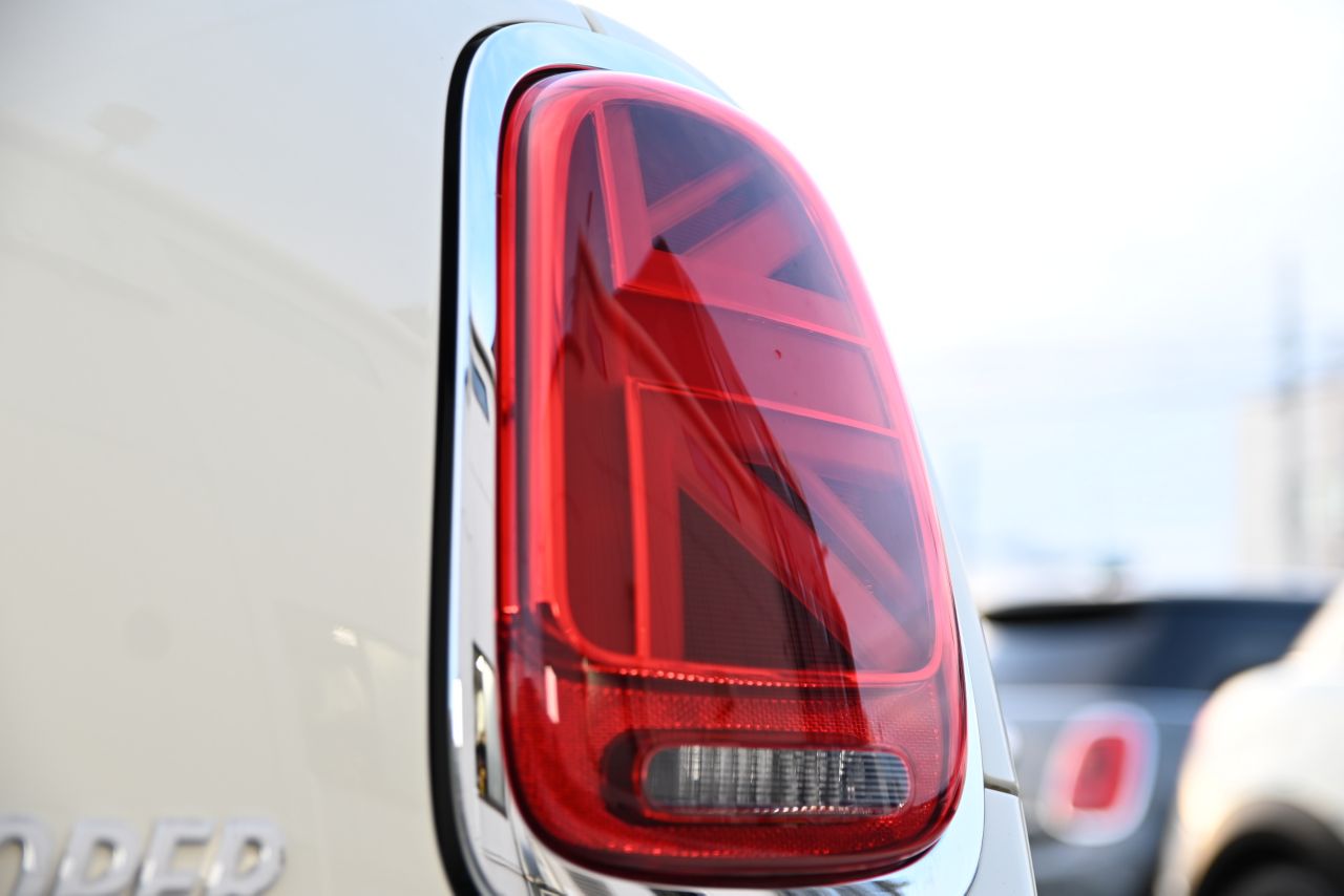 F55 MINI Cooper 5-Door Hatch LCI