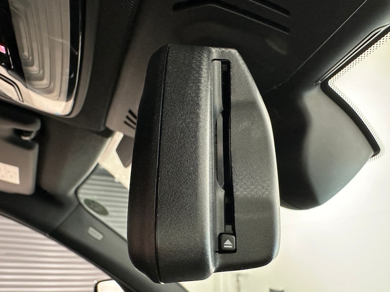 G21 330i Touring RHD