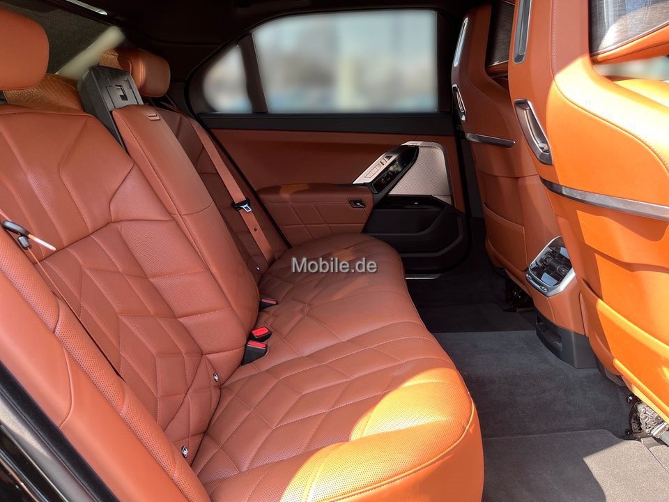 BMW 760