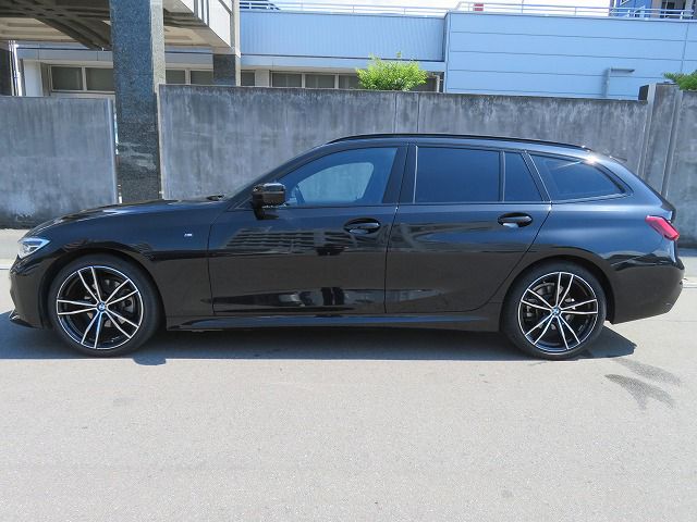 G21 320d xDrive Touring RHD