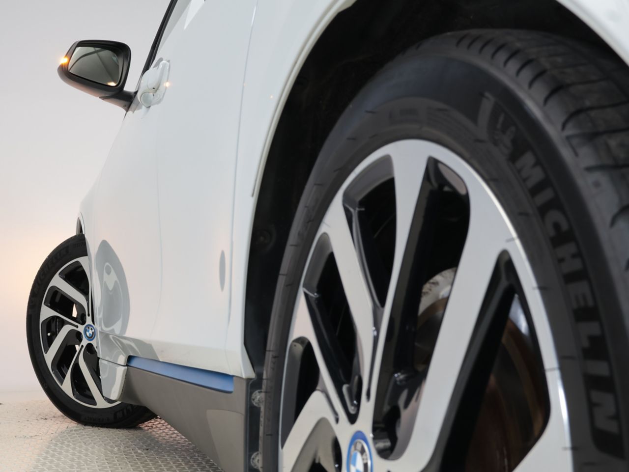 BMW i3 94Ah (with Range Extender) LCI