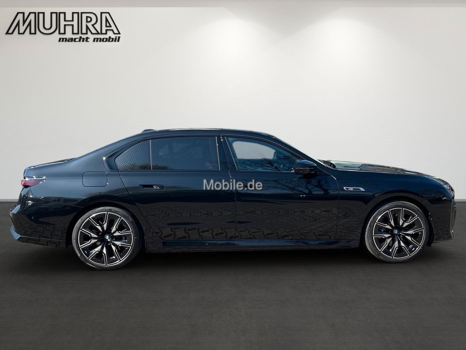 BMW 760