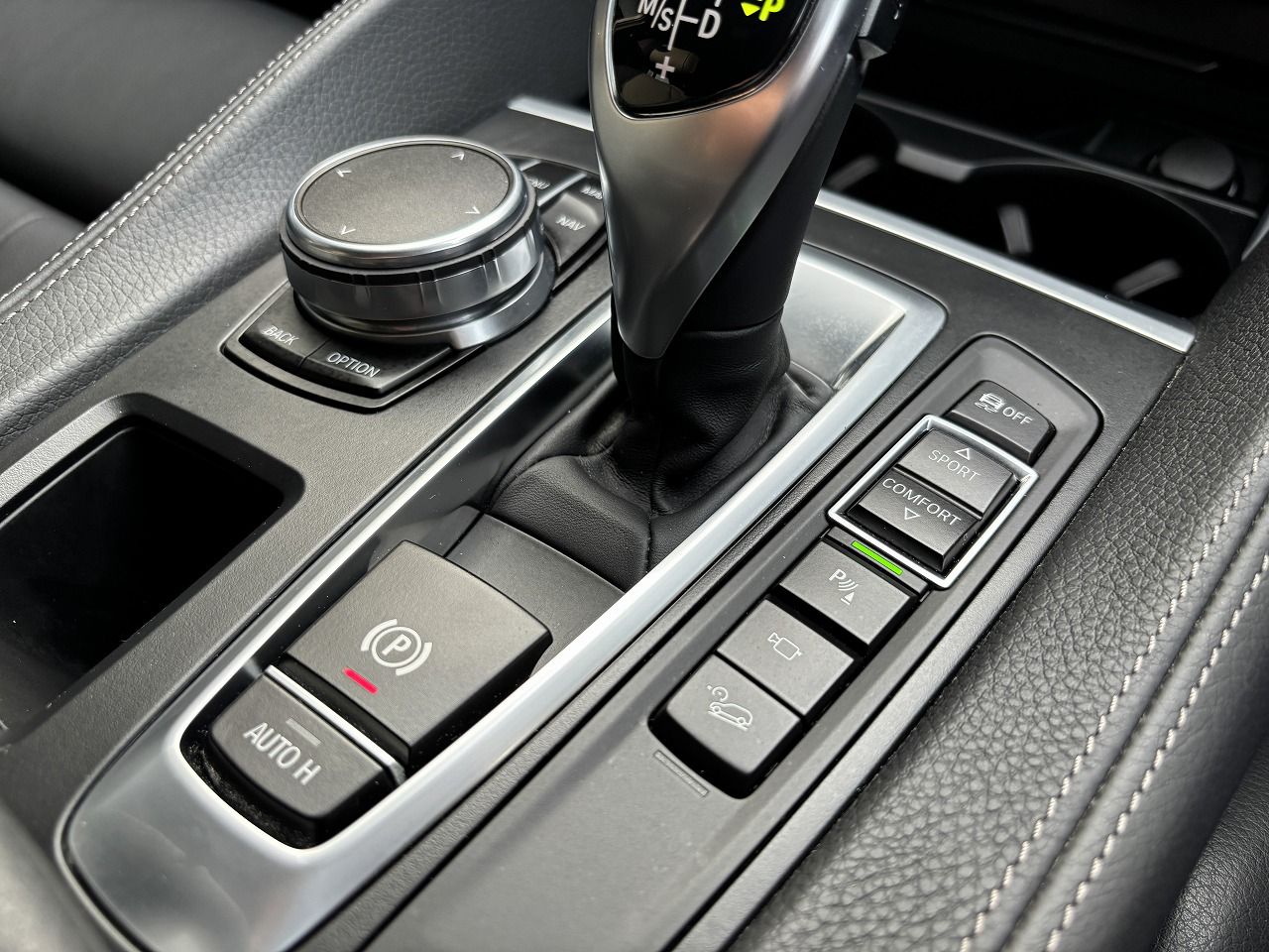 X6 XDRIVE 50I RHD