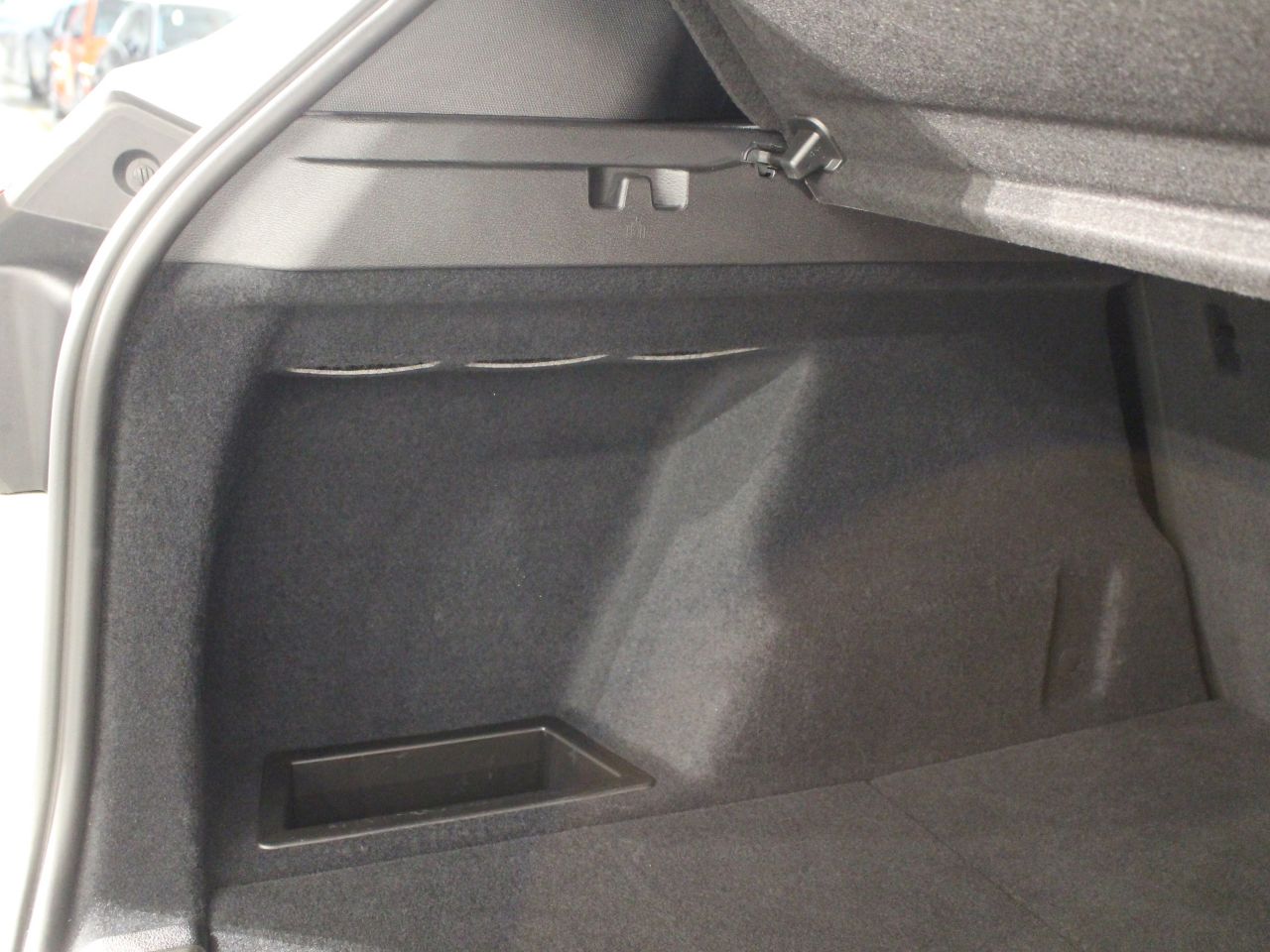 F48 X1 xDrive18d B47 2.0d LCI