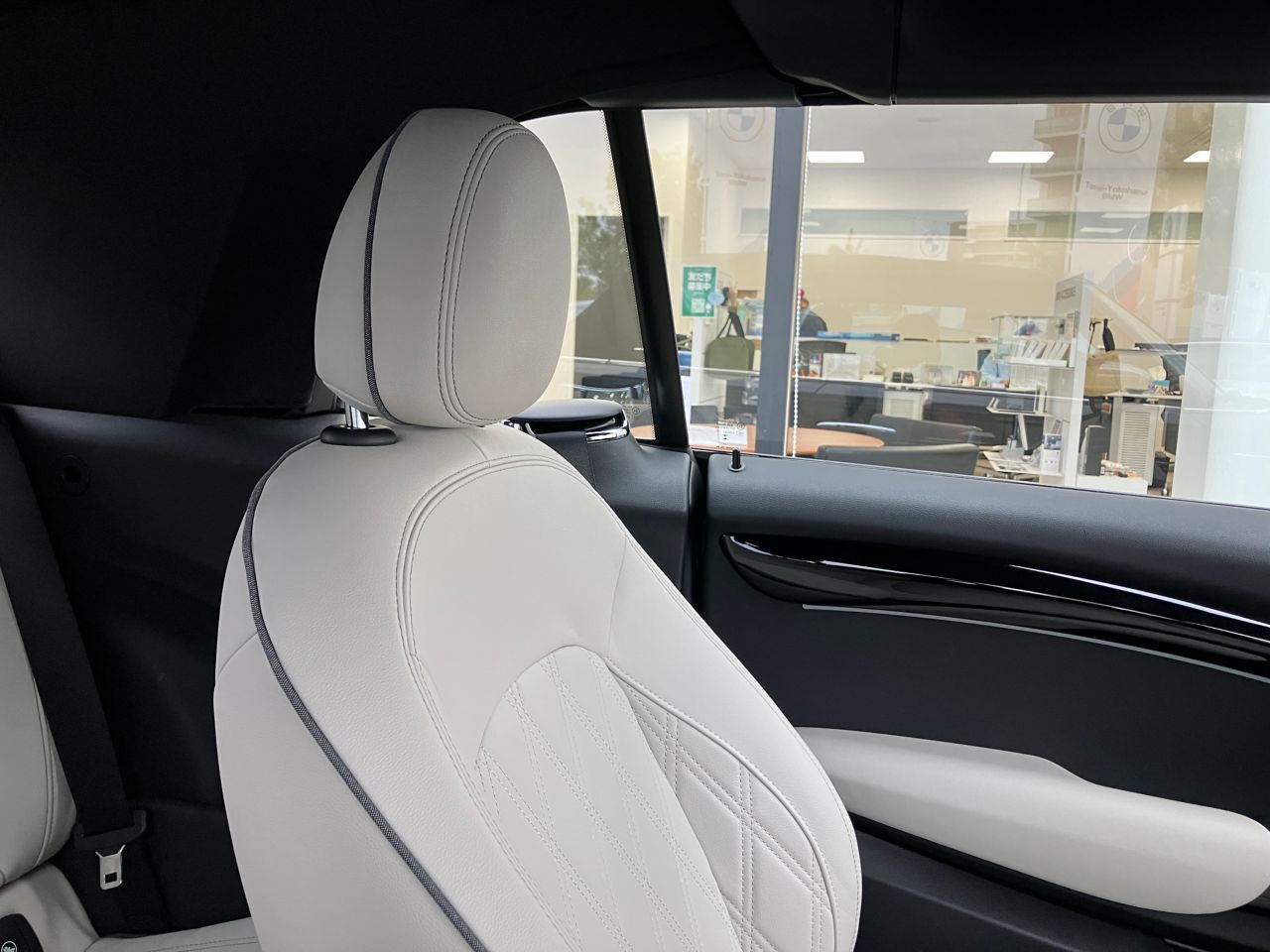 MINI Cooper S Convertible RHD