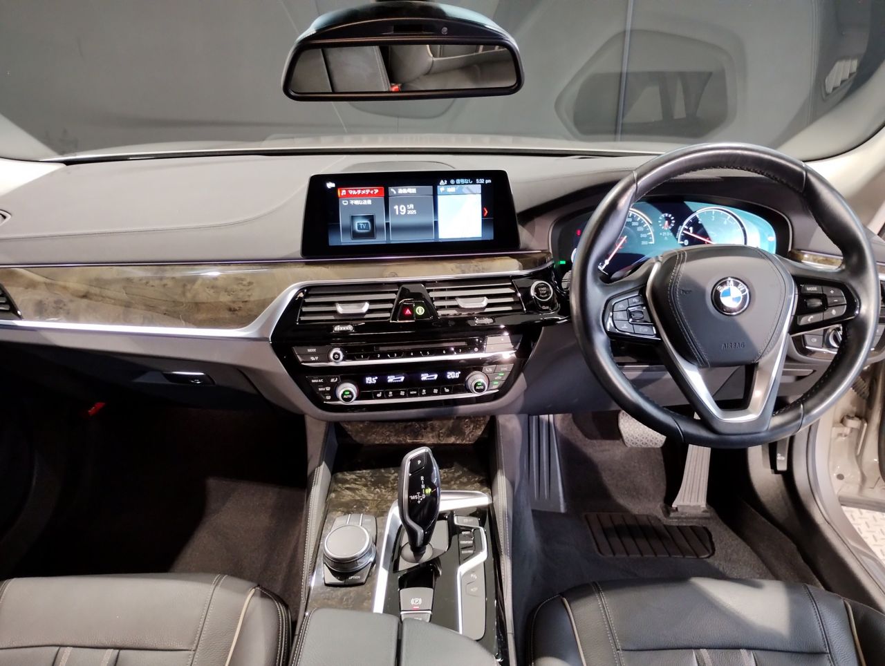 530I