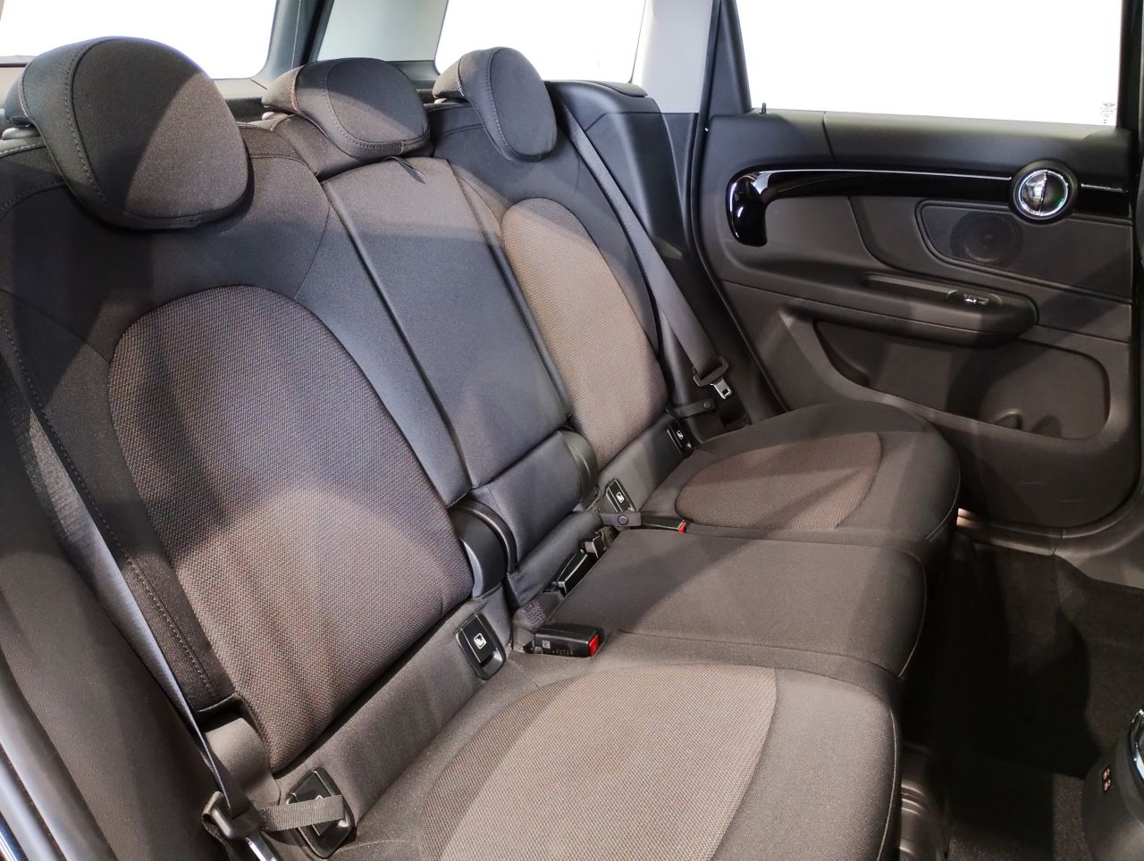 MINI CROSSOVER COOPER D