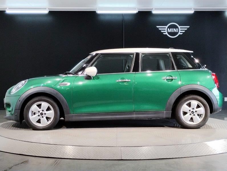 MINI F55 Cooper D 5dr Hatch LCI