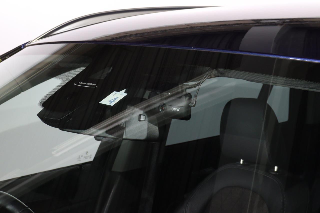 X1 sDrive18i RHD