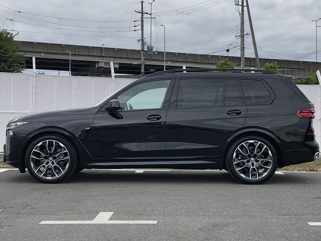 X7 xDrive40d RHD US
