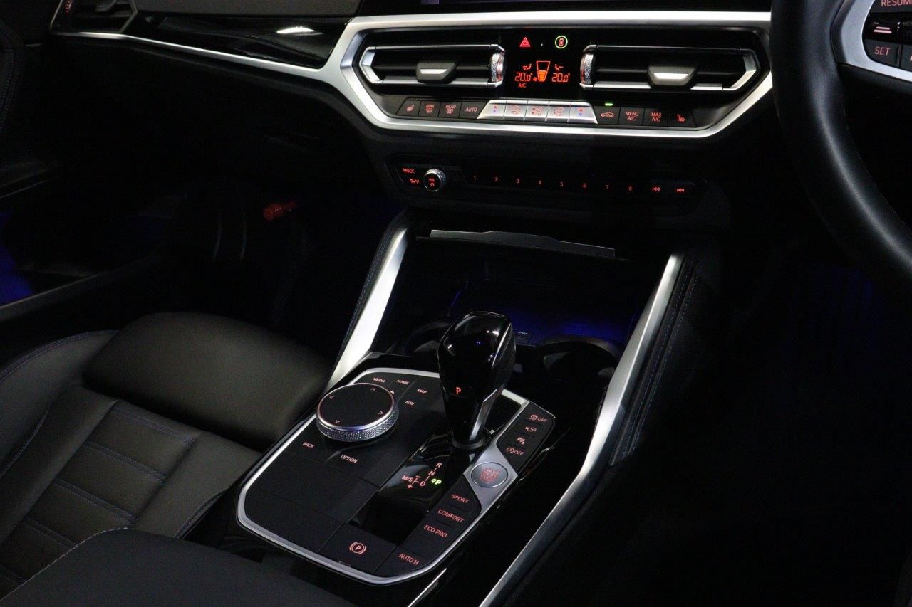 M240i xDrive Coupé RHD