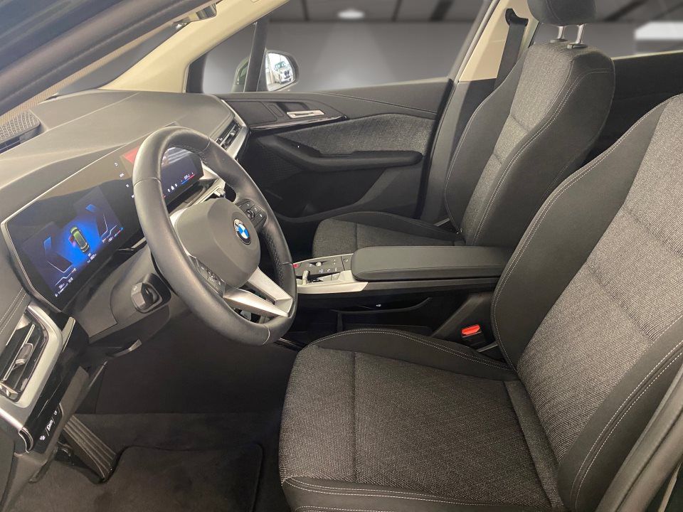 BMW 216