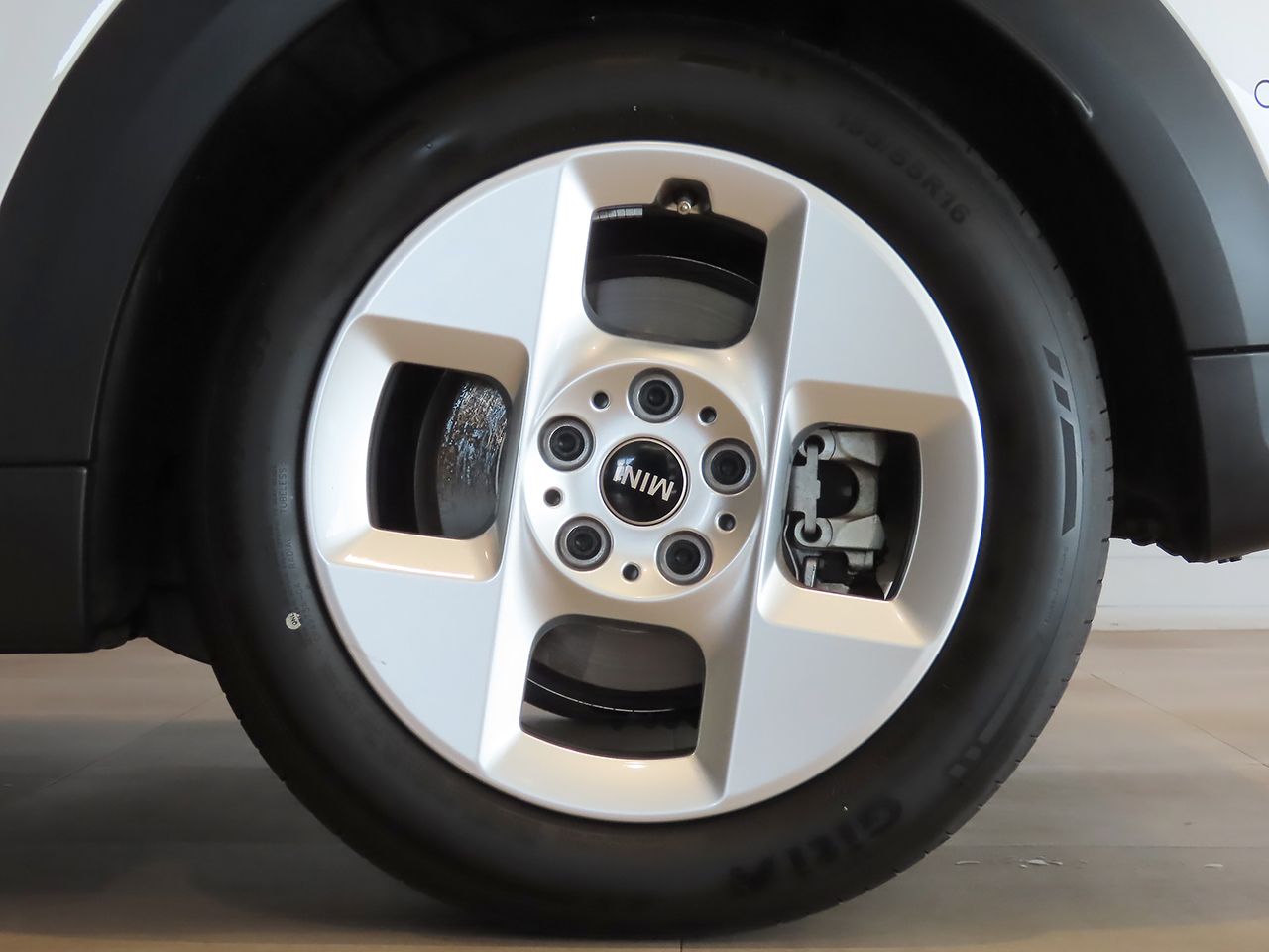 F66 MINI Cooper C 3Dr