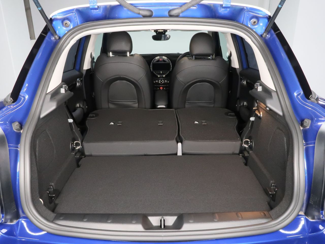 MINI F55 Cooper D 5dr Hatch LCI