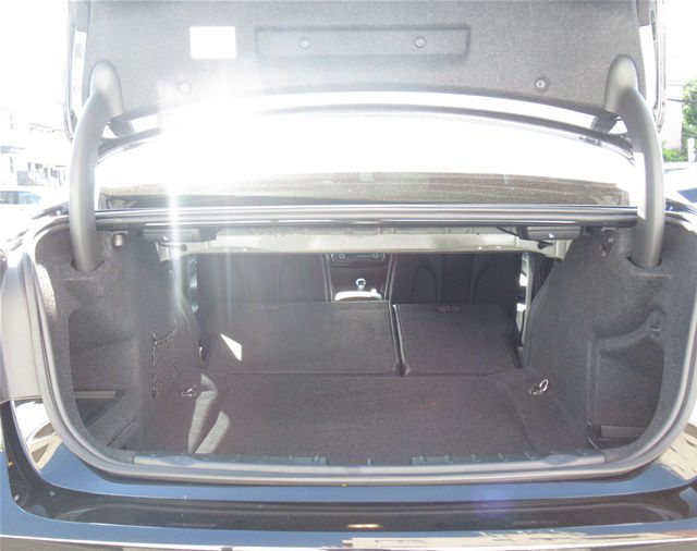 M3 LIMOUSINE RHD