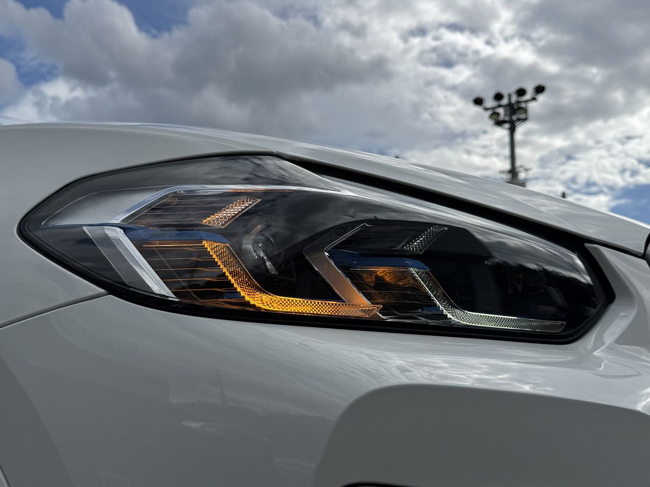 G01 X3 M40d RHD LCI ZA