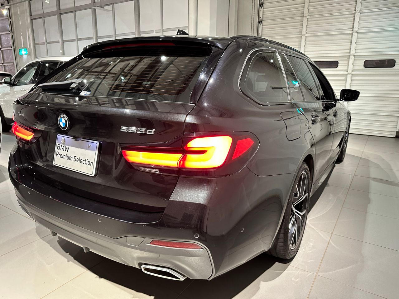 520d xDrive Touring RHD