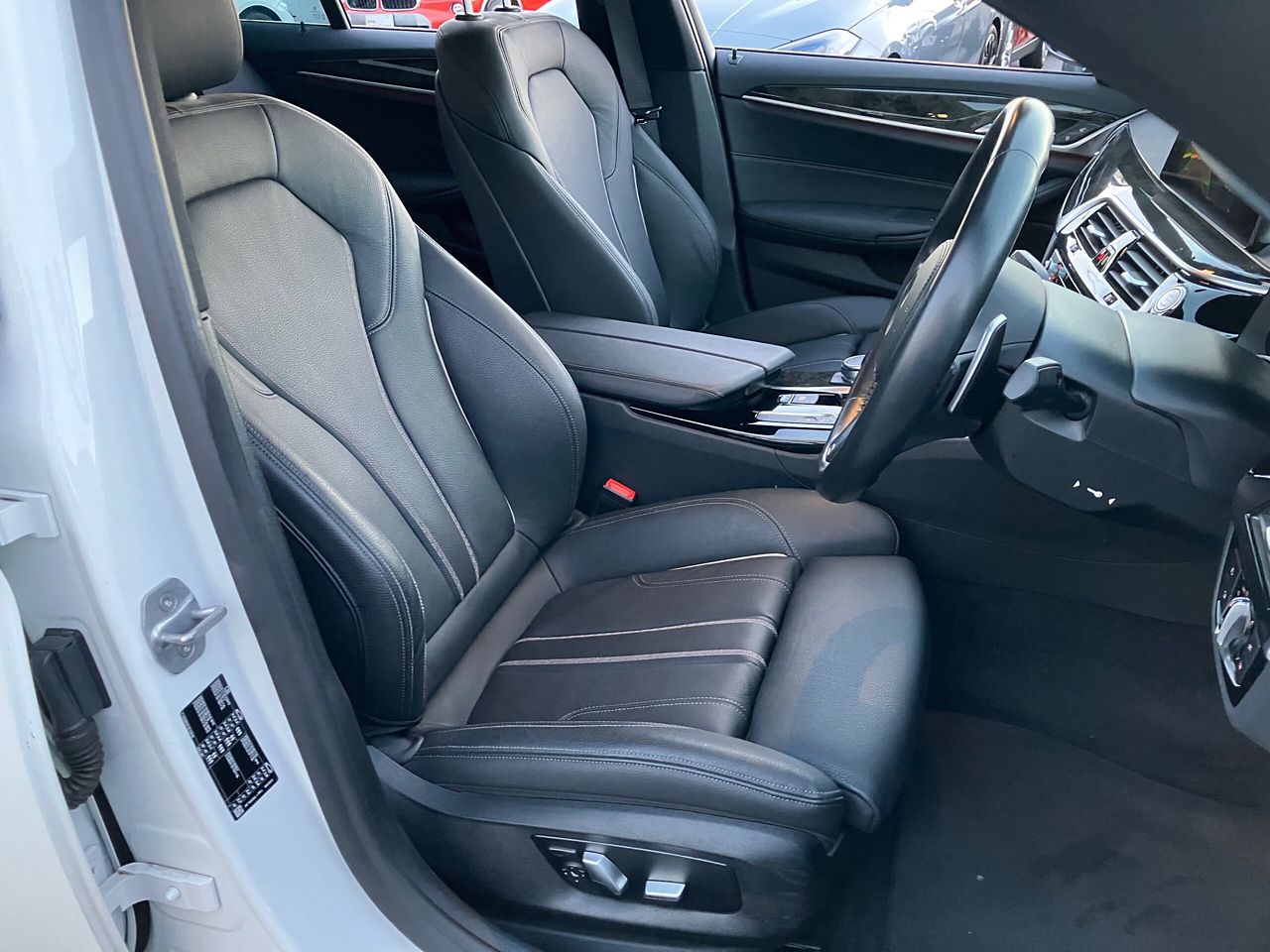 G30 520i SE Saloon B48 2.0i TU