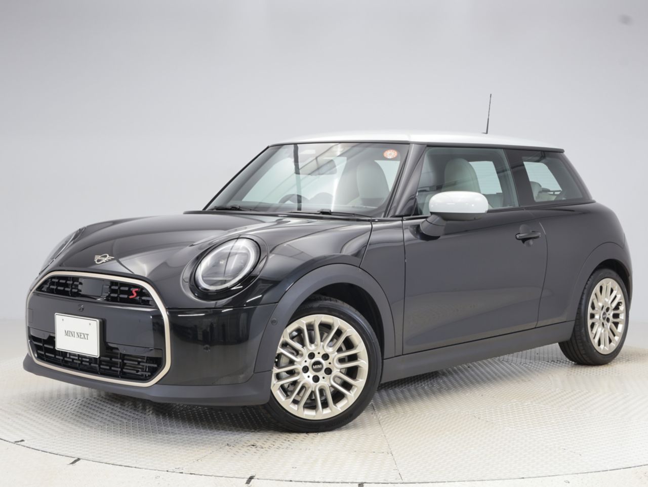 THE NEW MINI COOPER (3 DOOR) S