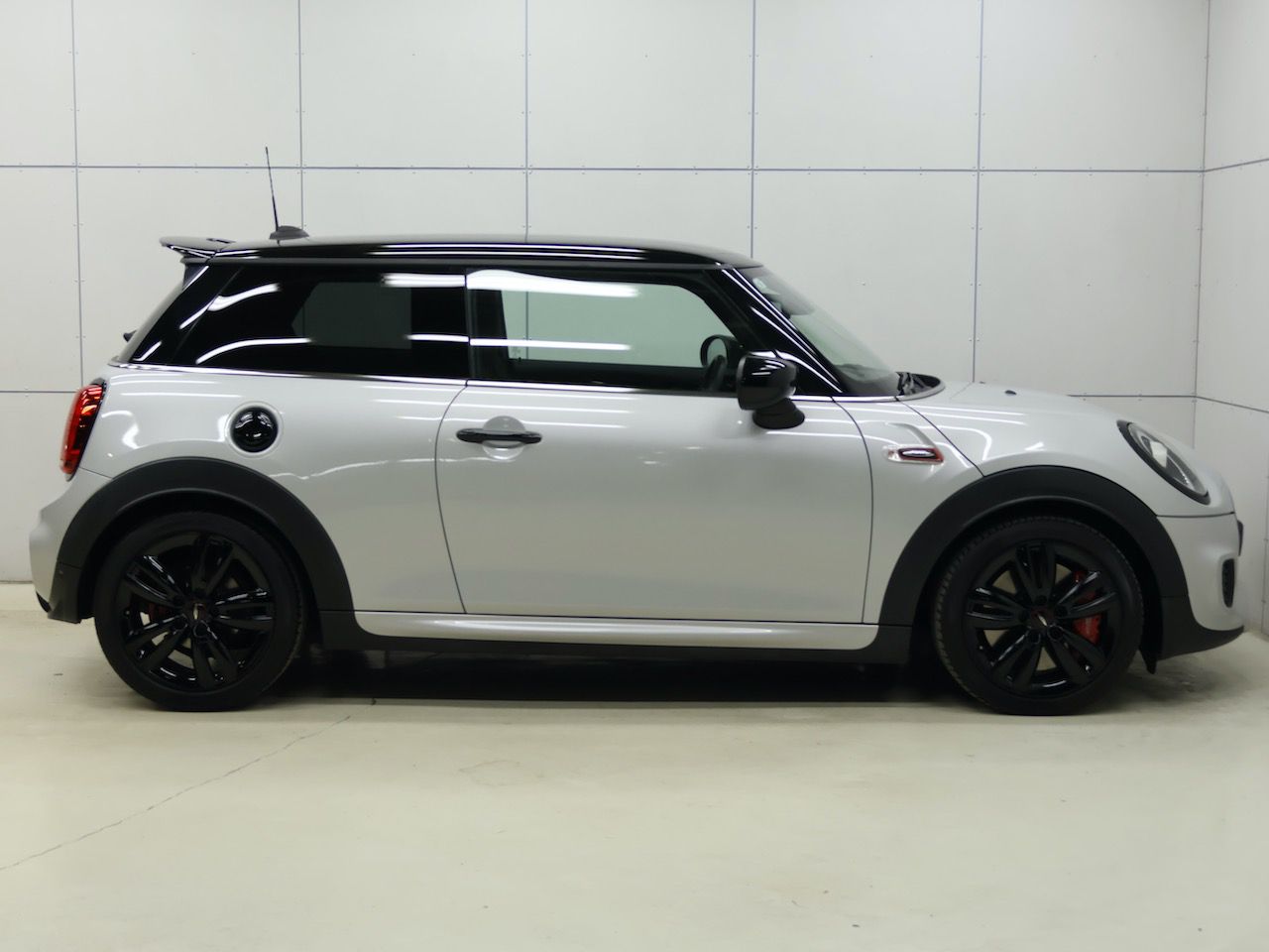 F56 MINI JOHN COOPER WORKS