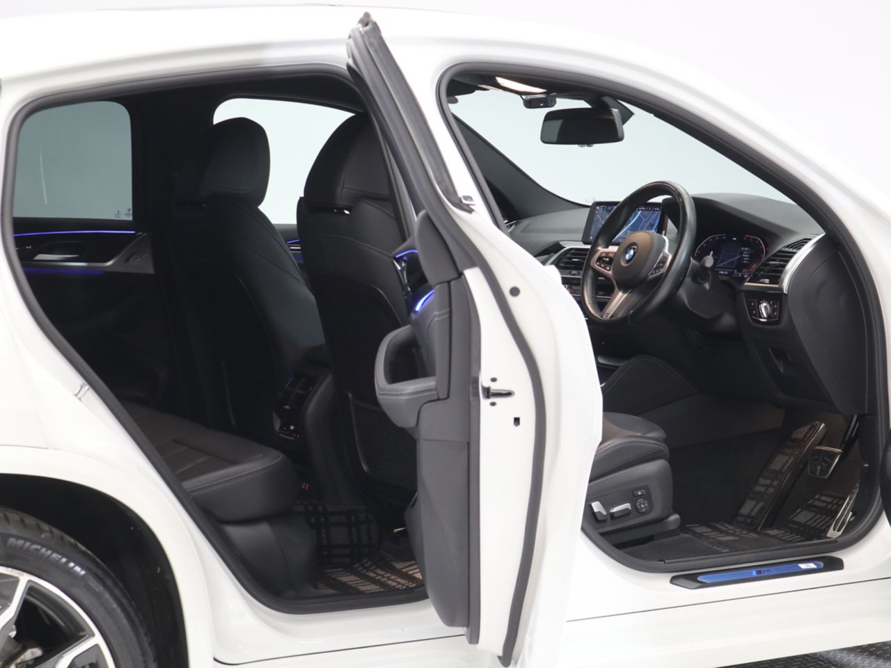 X4 xDrive20d RHD
