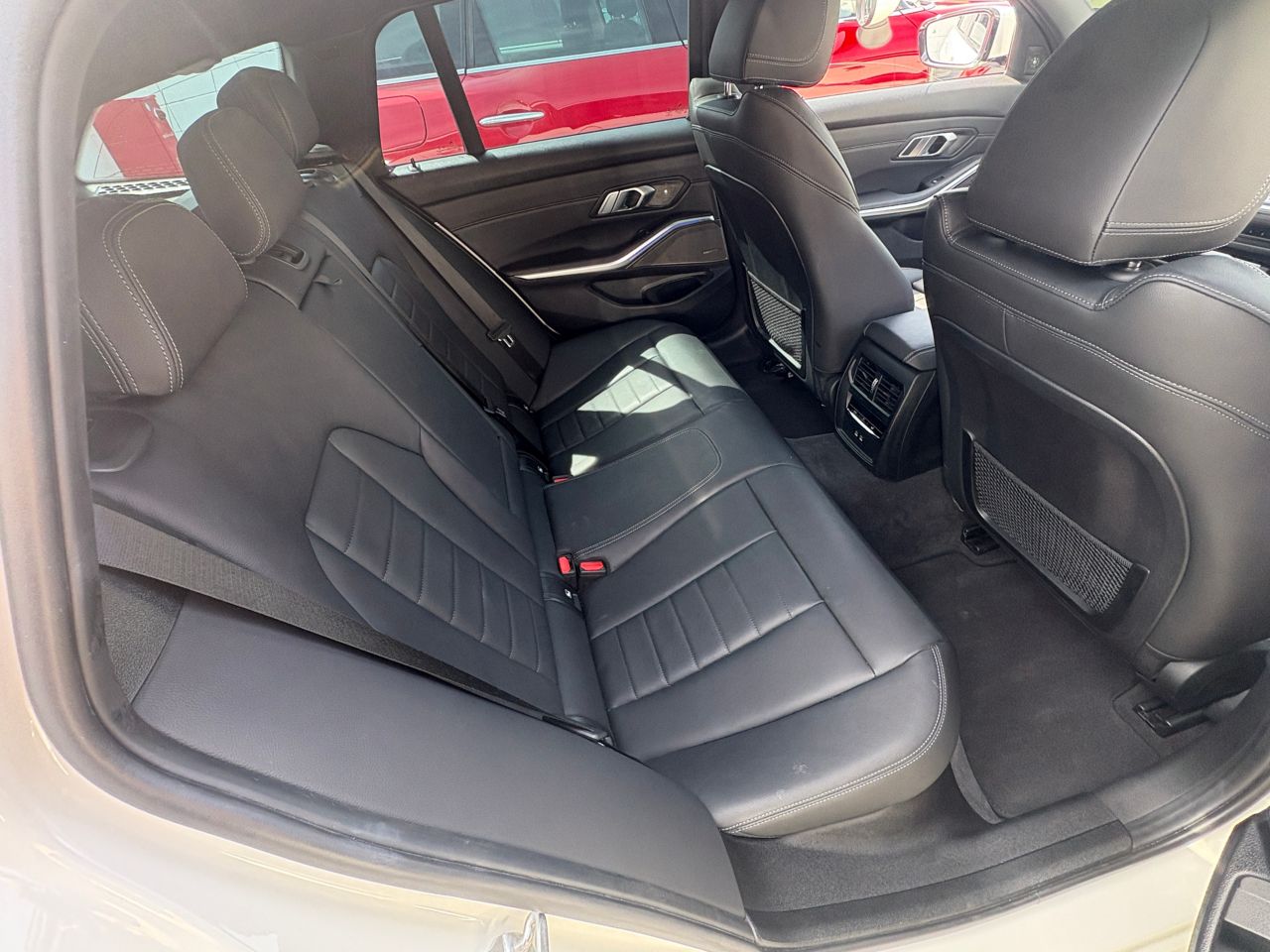 G21 320i RHD