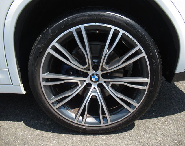X4 M40i RHD