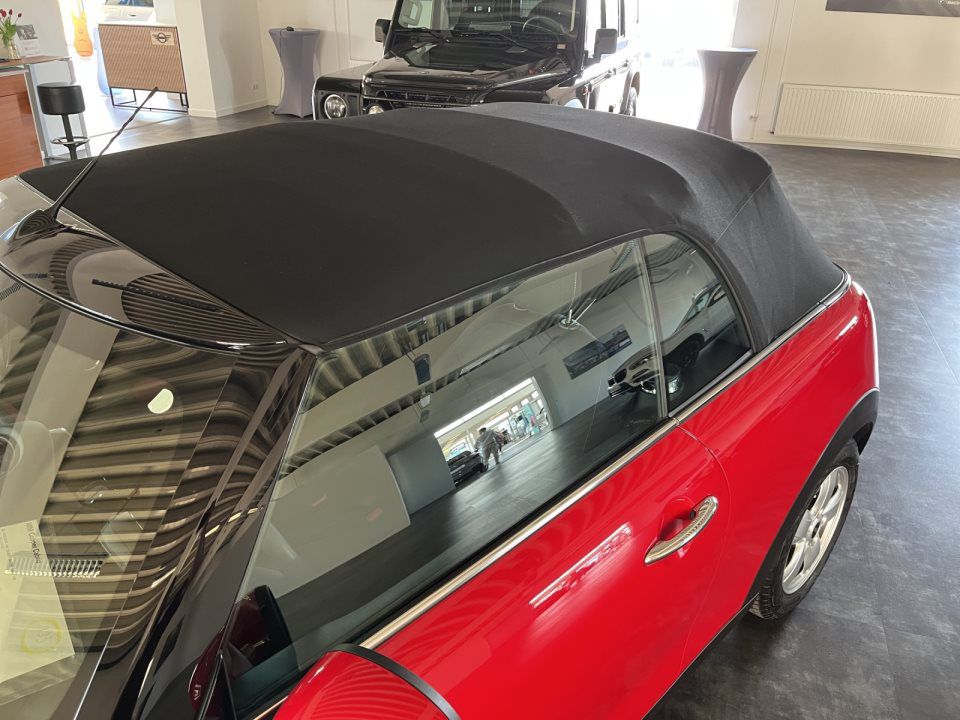 MINI Cooper Cabrio