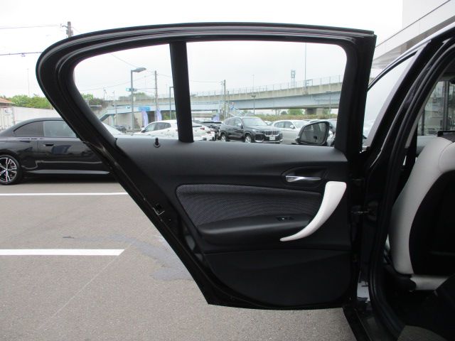 118 5DOOR RHD