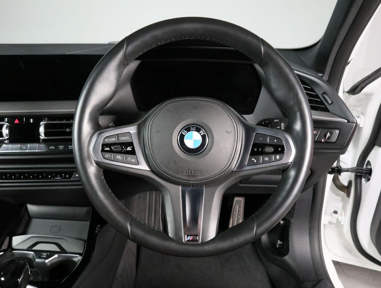 F40 118d Sports Hatch 5-door B47 2.0d
