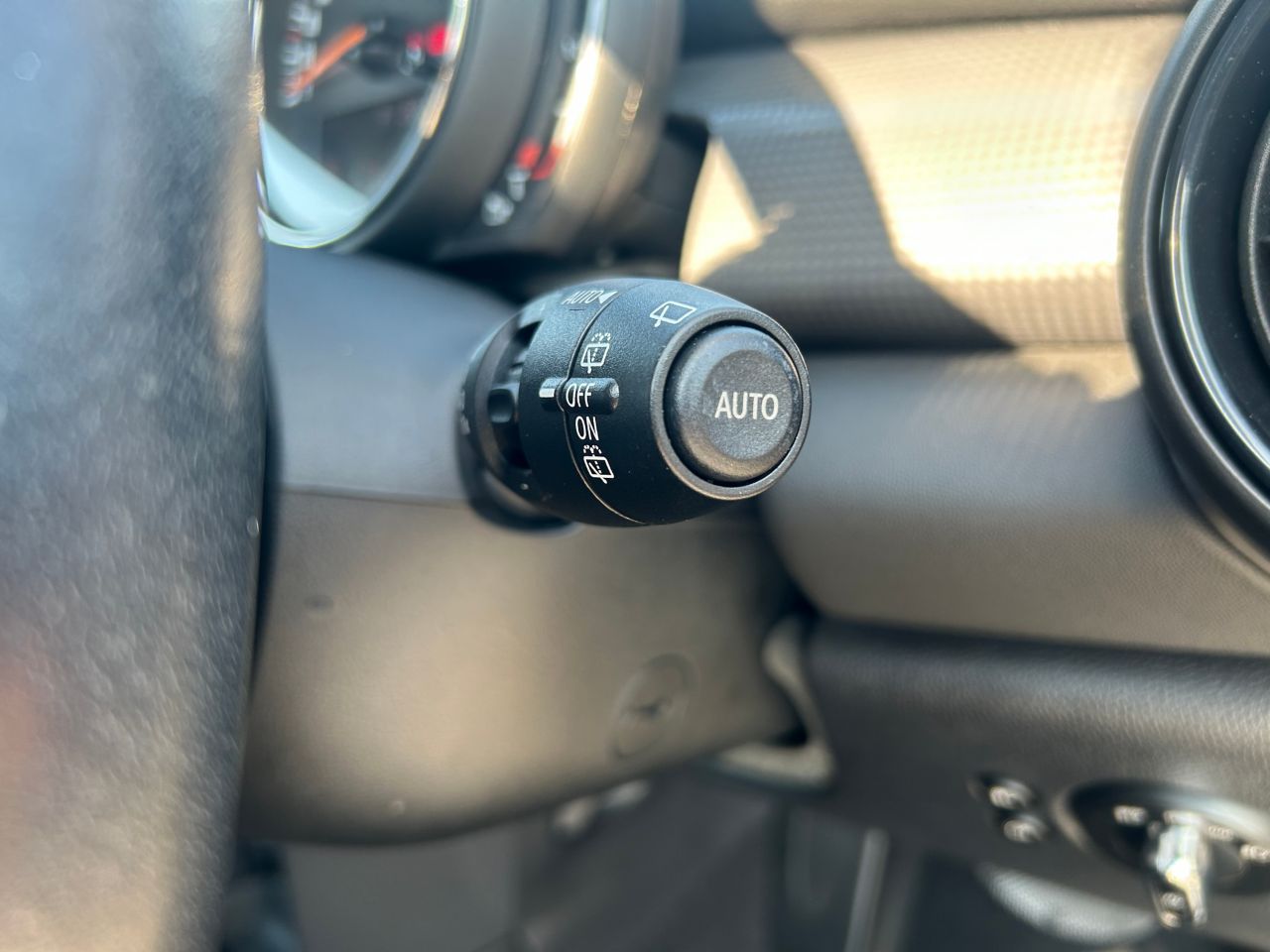 F56 MINI Cooper 3-Door Hatch LCI