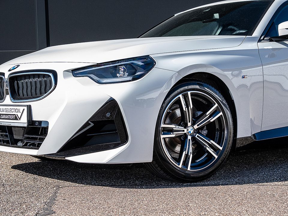 BMW 218