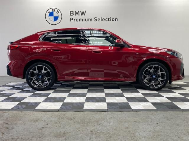 iX2 xDrive30 MSP