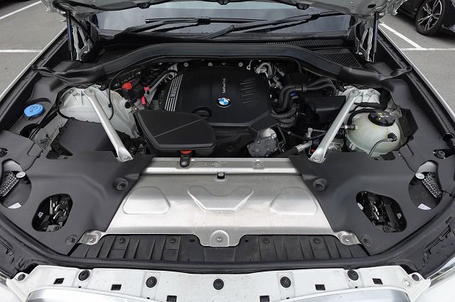 X4 xDrive20d RHD