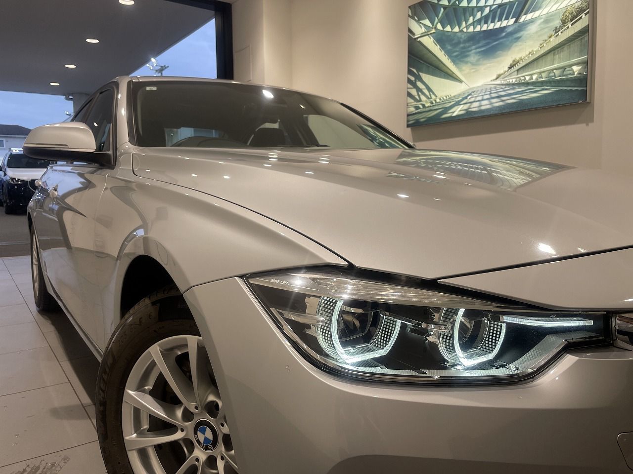 318I SEDAN RHD
