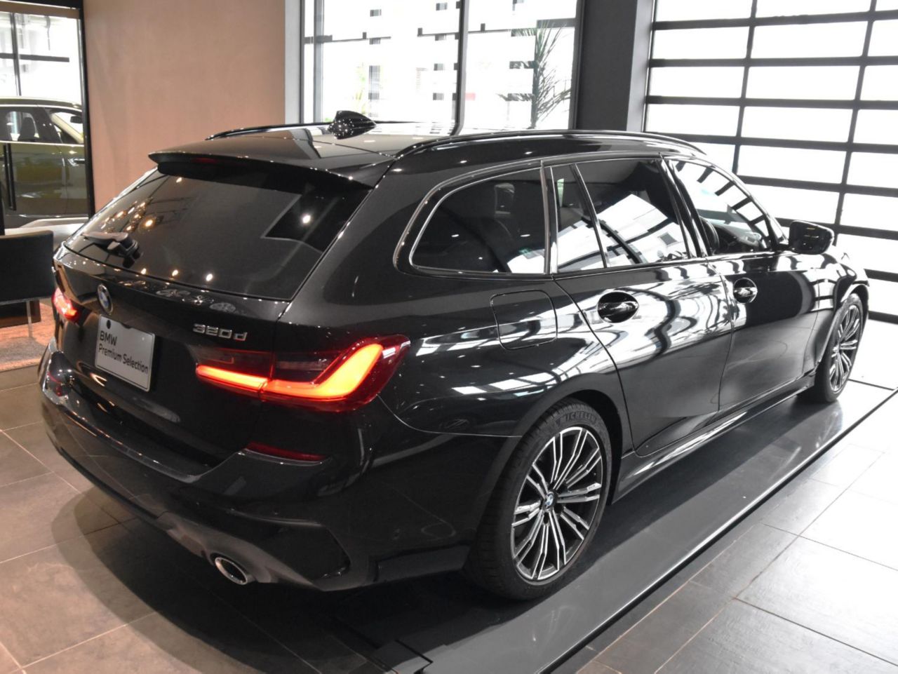 G21 320d xDrive Touring RHD