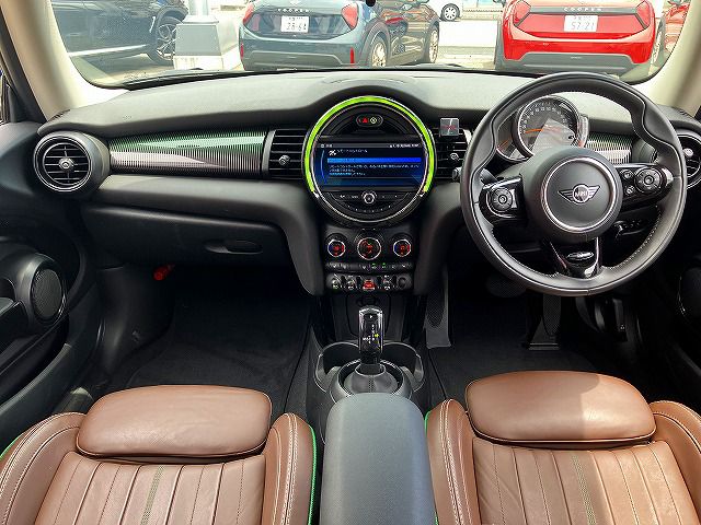 F56 MINI Cooper 3-Door Hatch LCI