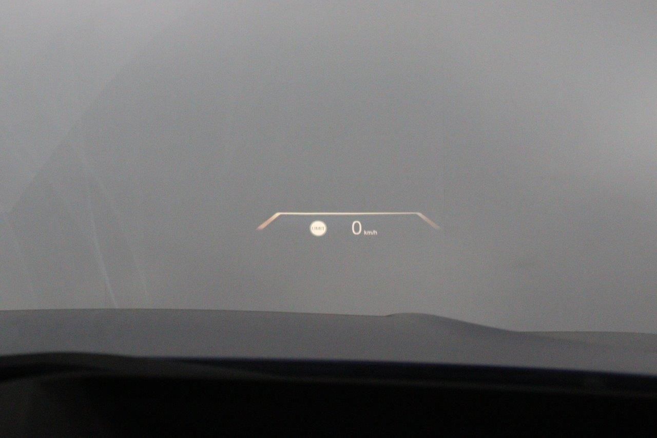 320d xDrive Berline RHD