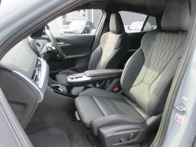 iX2 xDrive30 MSP