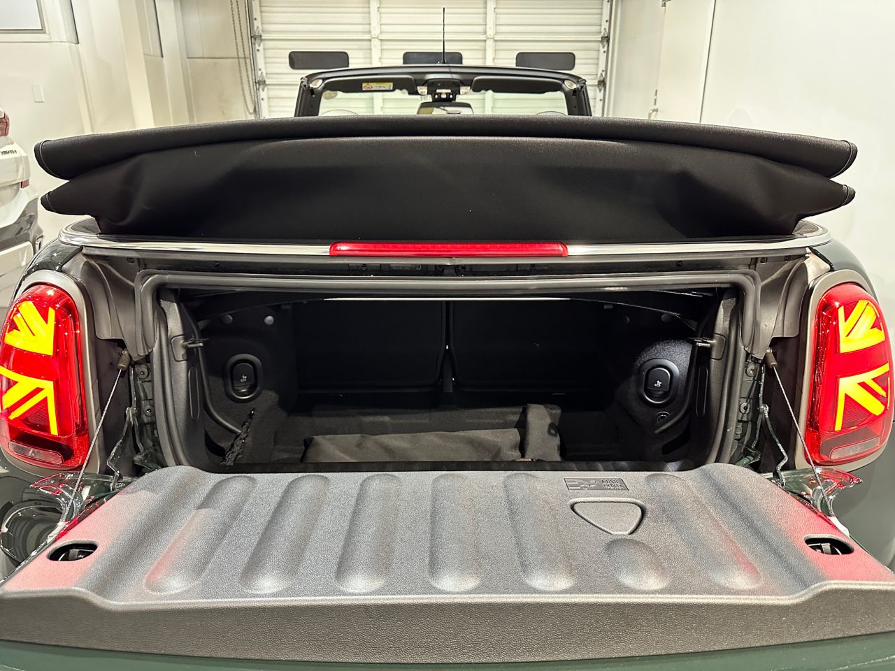 MINI Cooper S Convertible RHD