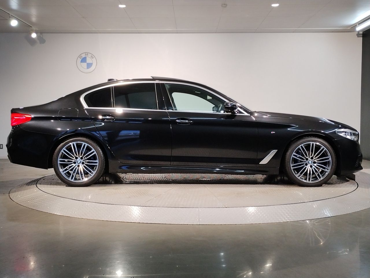 530I
